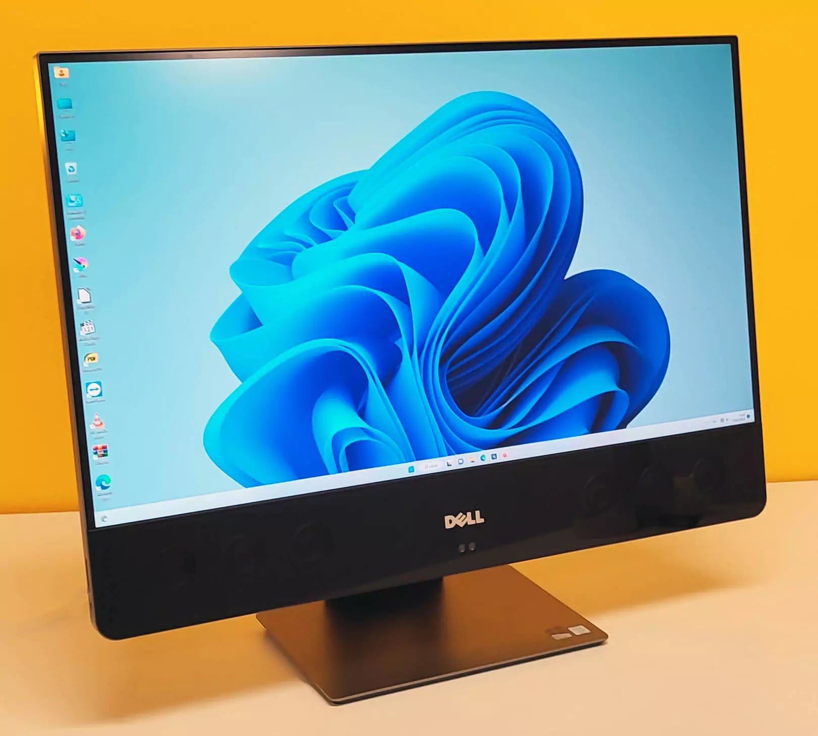 Dell Precision 5720 All In One Dell Precision 5720 All In One